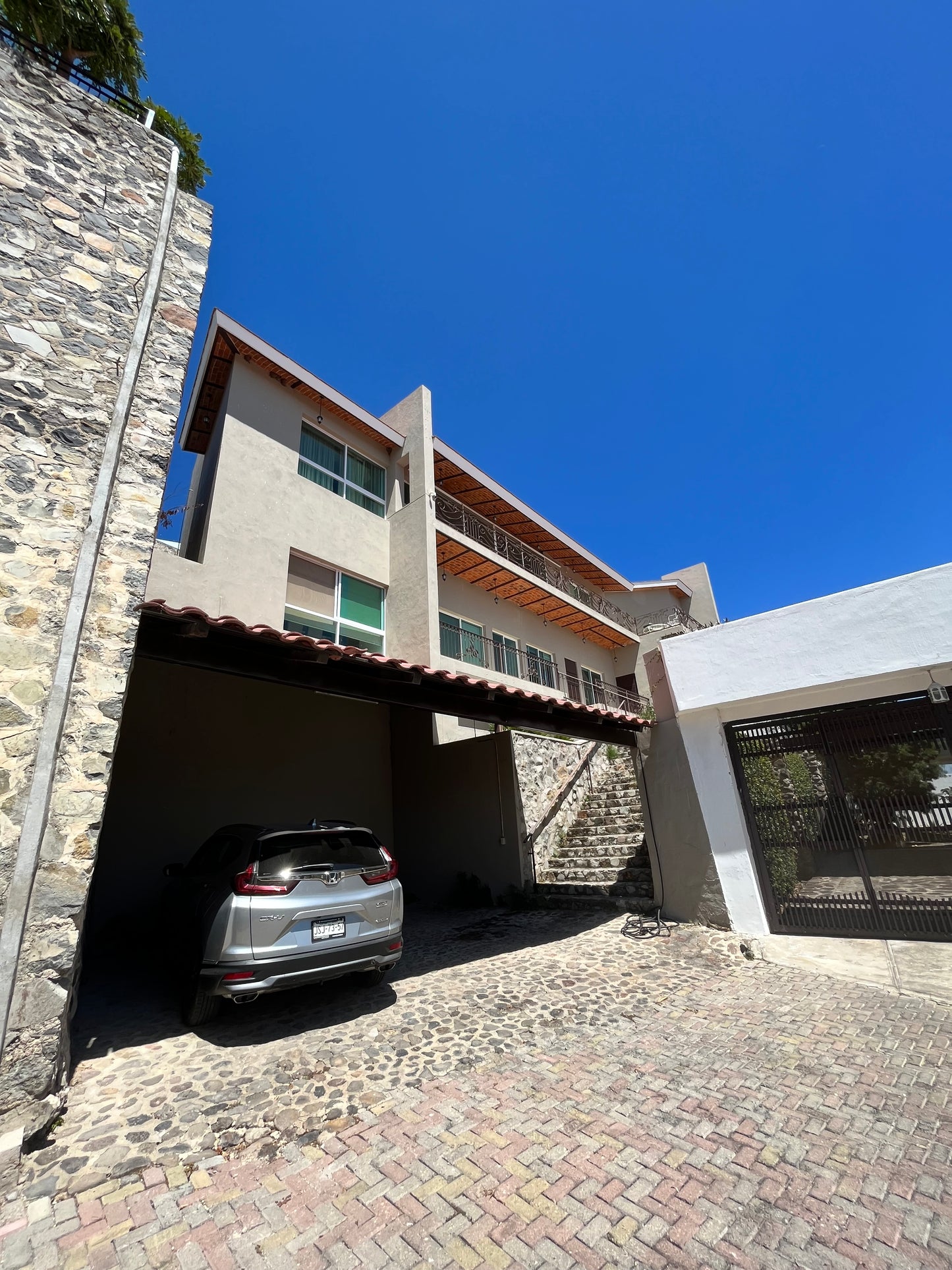 House for sale in ajijic