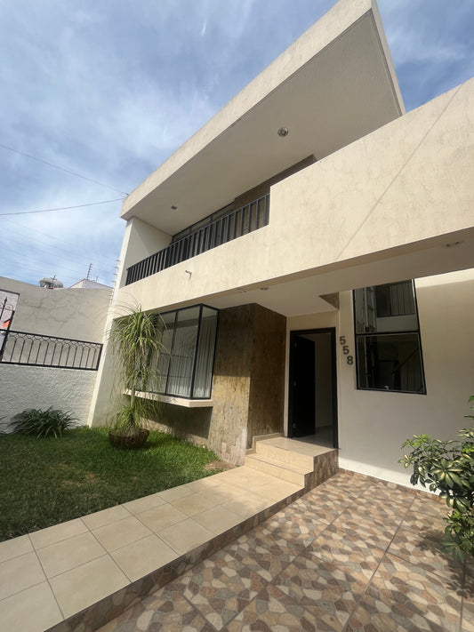 Casa en venta en jardines alcalde